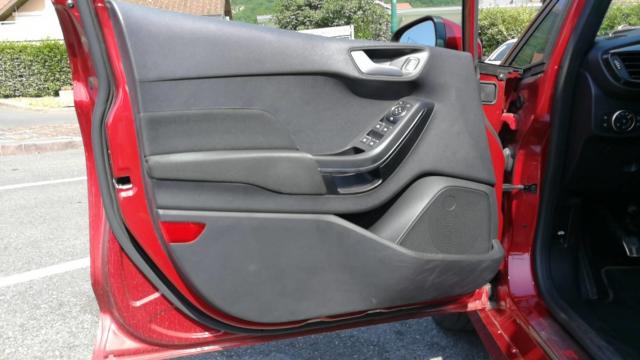 Ford Fiesta image 7