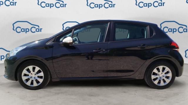 Peugeot 208 image 8