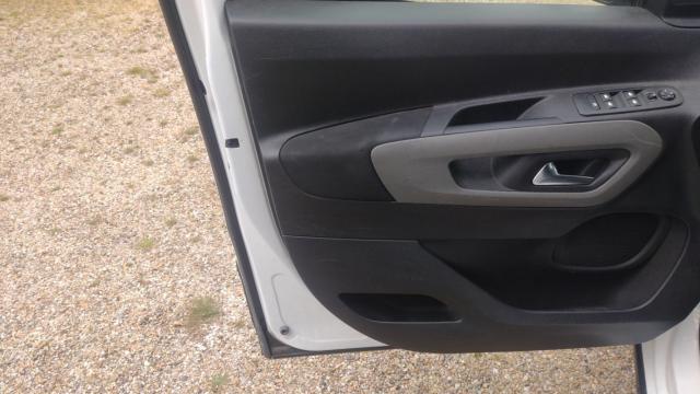 Peugeot Rifter image 4