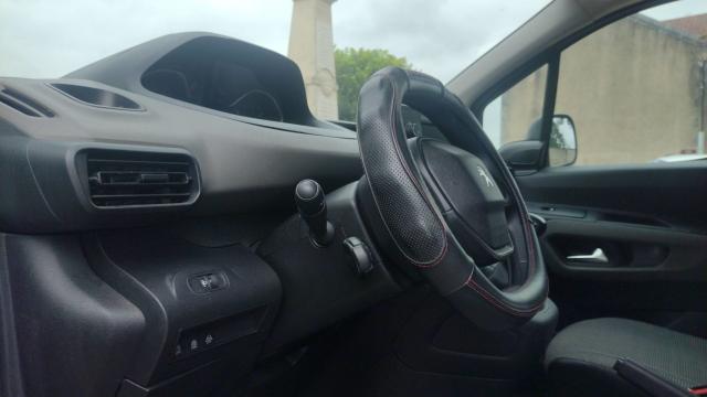 Peugeot Rifter image 3