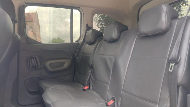 Peugeot Rifter image 6