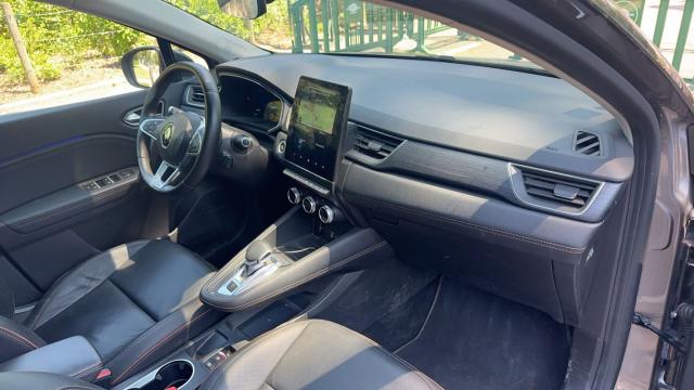 Renault Captur image 2