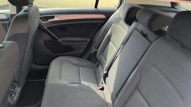 Volkswagen Golf image 1