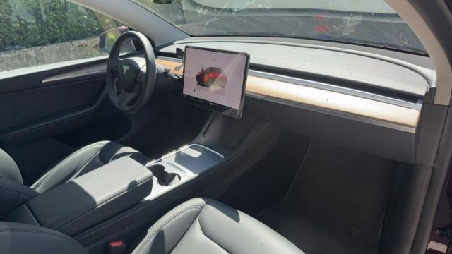 Tesla Model Y image 2