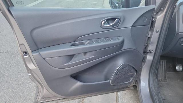 Renault Captur image 8