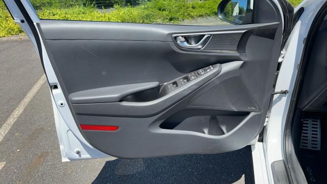 Hyundai Ioniq image 1