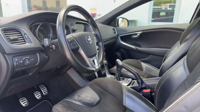 Volvo V40 image 3