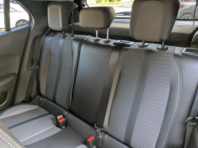 Peugeot 2008 image 8