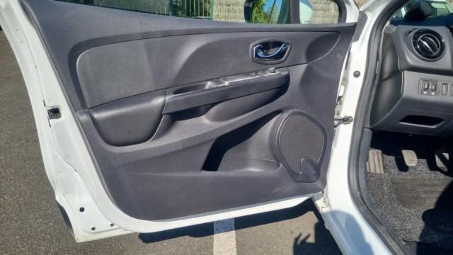 Renault Clio image 8