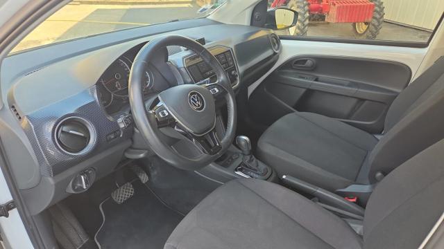 Volkswagen Up! image 9