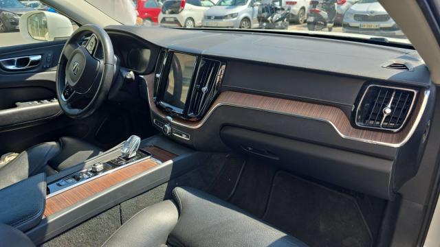 Volvo Xc60 image 2