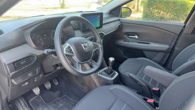 Dacia Sandero image 1