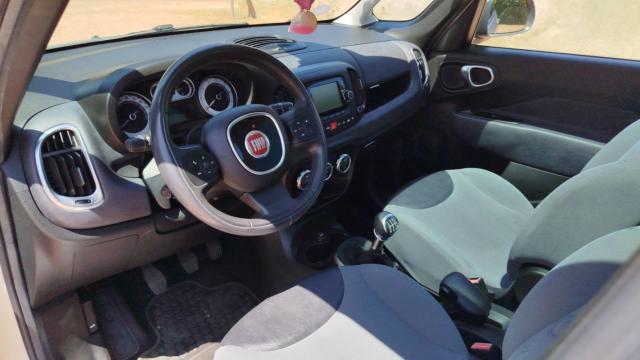 Fiat 500l image 3