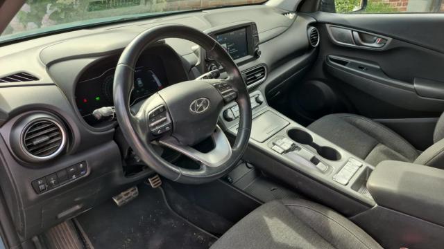 Hyundai Kona image 3