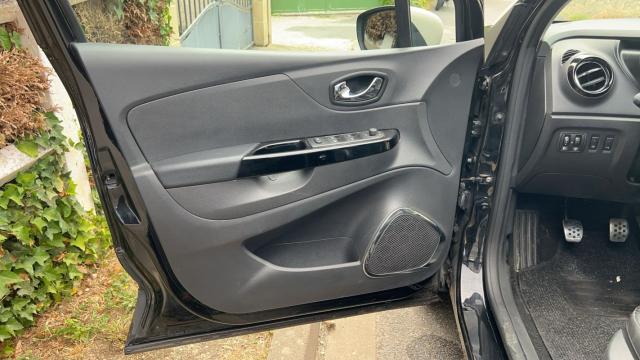 Renault Captur image 8