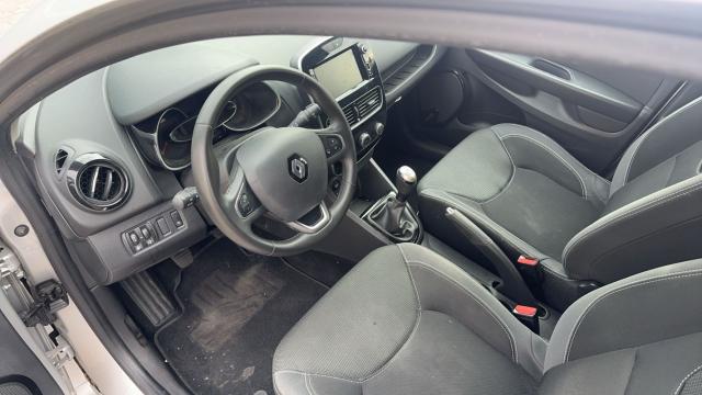 Renault Clio image 9