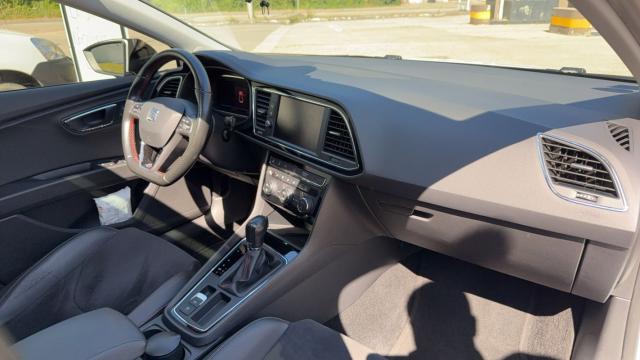 Seat Leon image 4