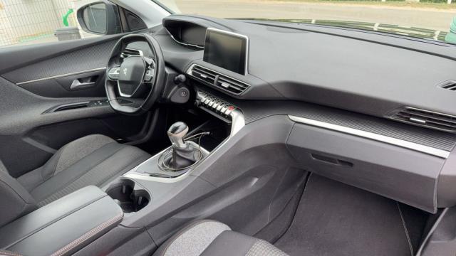 Peugeot 5008 image 5