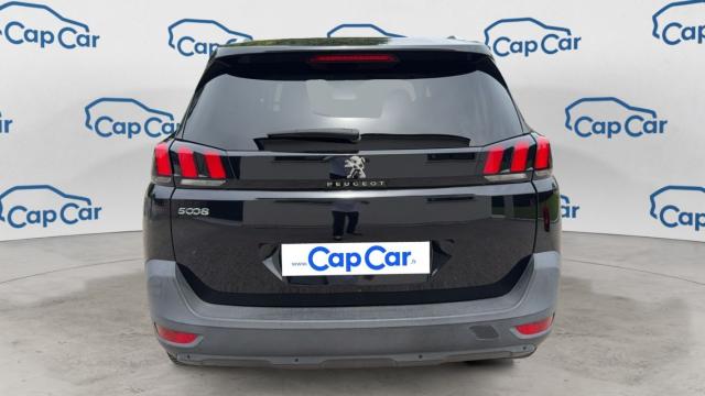 Peugeot 5008 image 1