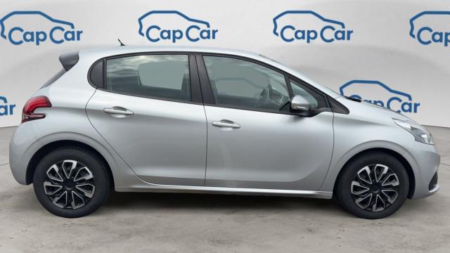 Peugeot 208 image 7