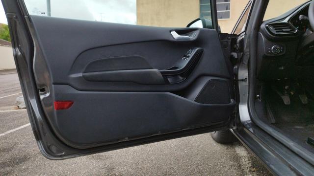 Ford Fiesta image 2