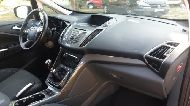 Ford C-Max image 4
