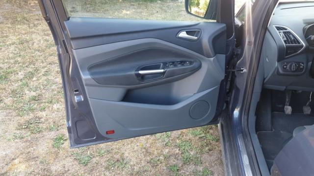 Ford C-Max image 3