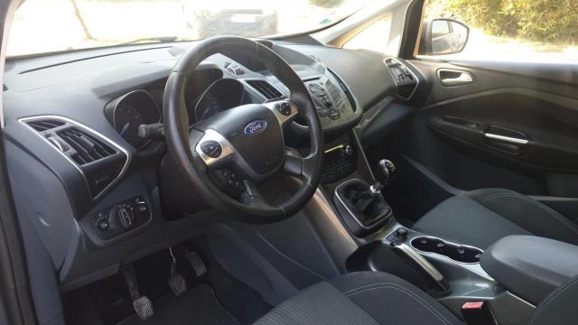 Ford C-Max image 7