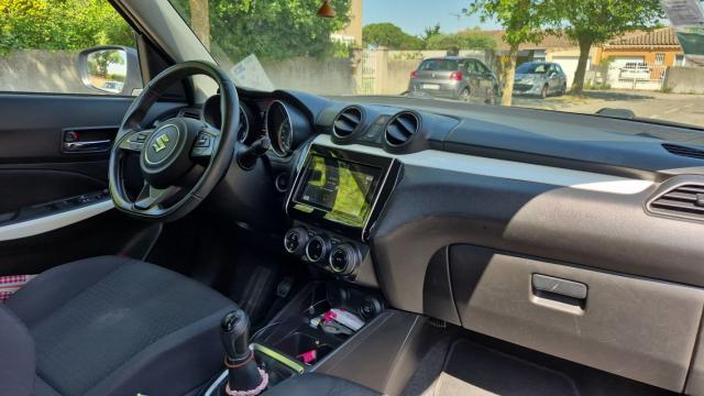 Suzuki Swift image 9