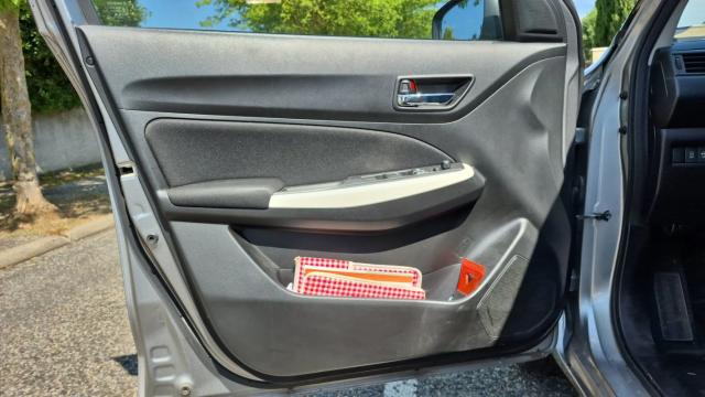Suzuki Swift image 5