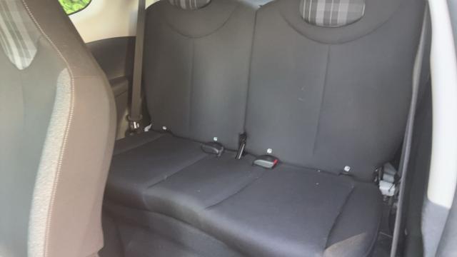 Peugeot 108 image 8