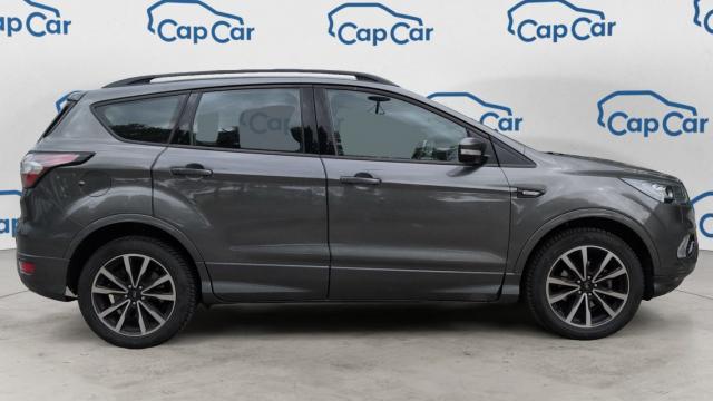 Ford Kuga image 6