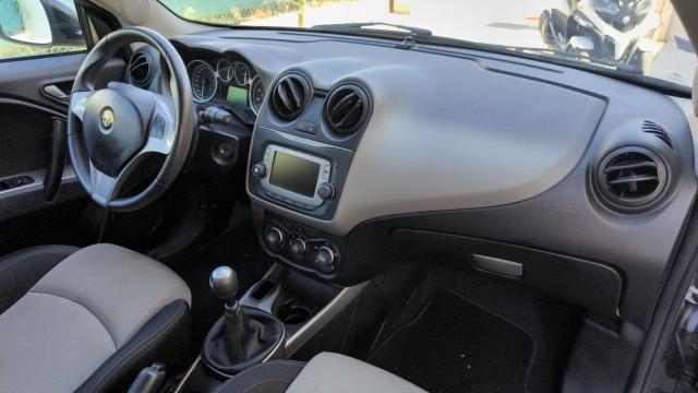 Alfa Romeo Mito image 9