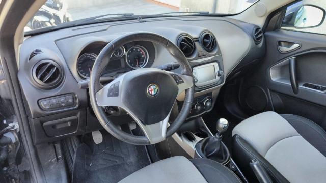 Alfa Romeo Mito image 8