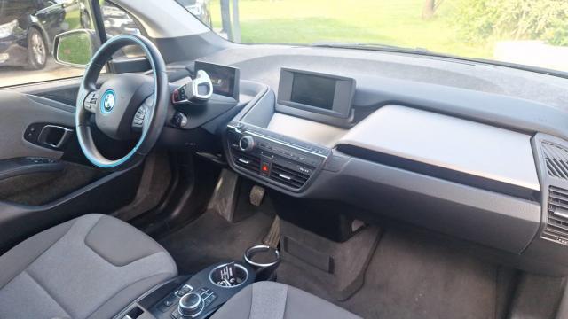 Bmw I3 image 2
