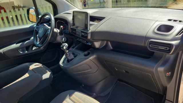 Opel Combo image 5