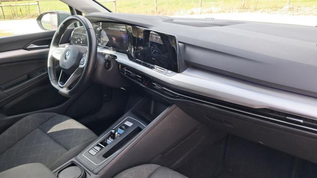 Volkswagen Golf image 8