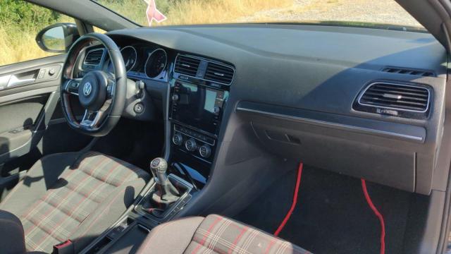 Volkswagen Golf image 7