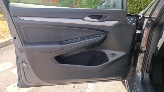 Volkswagen Golf image 6