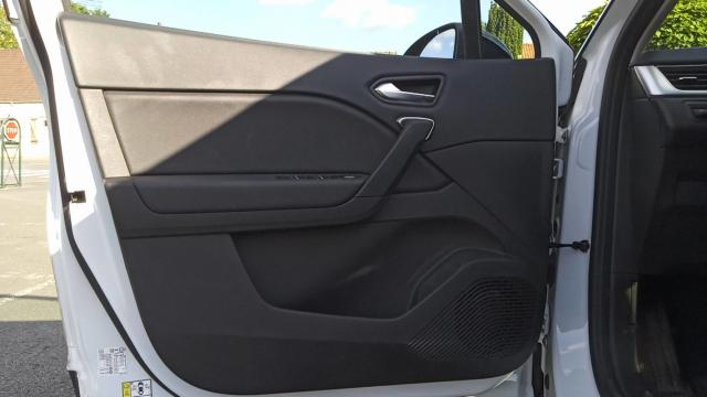Renault Captur image 8