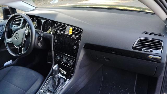 Volkswagen Golf image 1