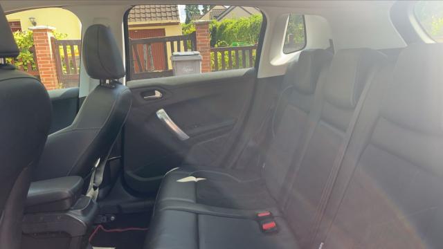 Peugeot 2008 image 7