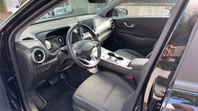 Hyundai Kona image 2