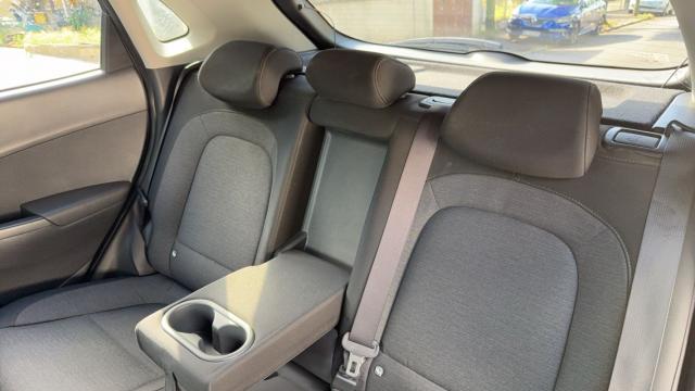 Hyundai Kona image 9