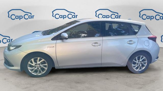 Toyota Auris image 1