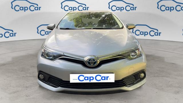 Toyota Auris image 2