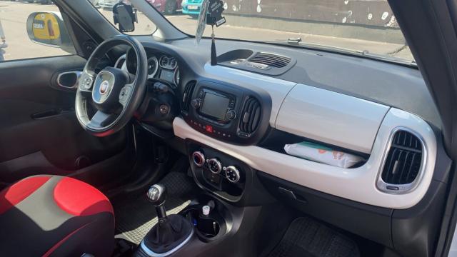 Fiat 500l image 6