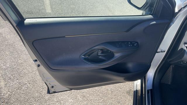 Toyota Yaris Cross image 6