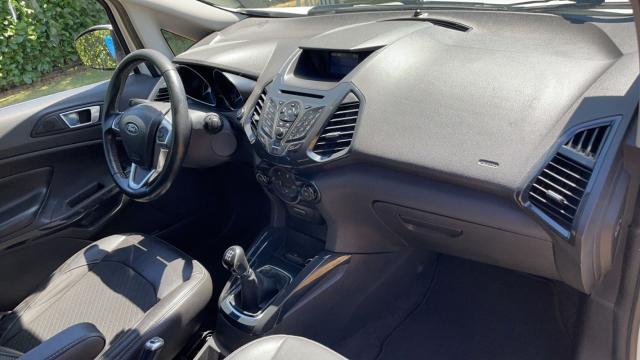 Ford Ecosport image 5