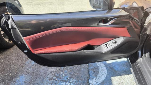 Mazda Mx-5 image 3